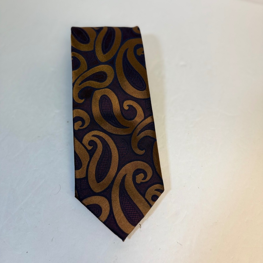 Paul Fredrick Mens Silk Necktie Gold Purple Oversized Paisley Formal Business